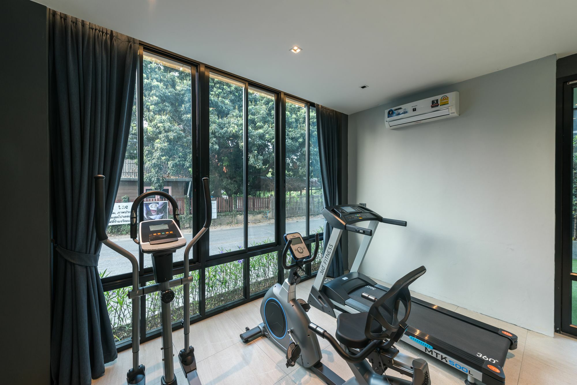 L Nimman Hotel Чиангмай Екстериор снимка