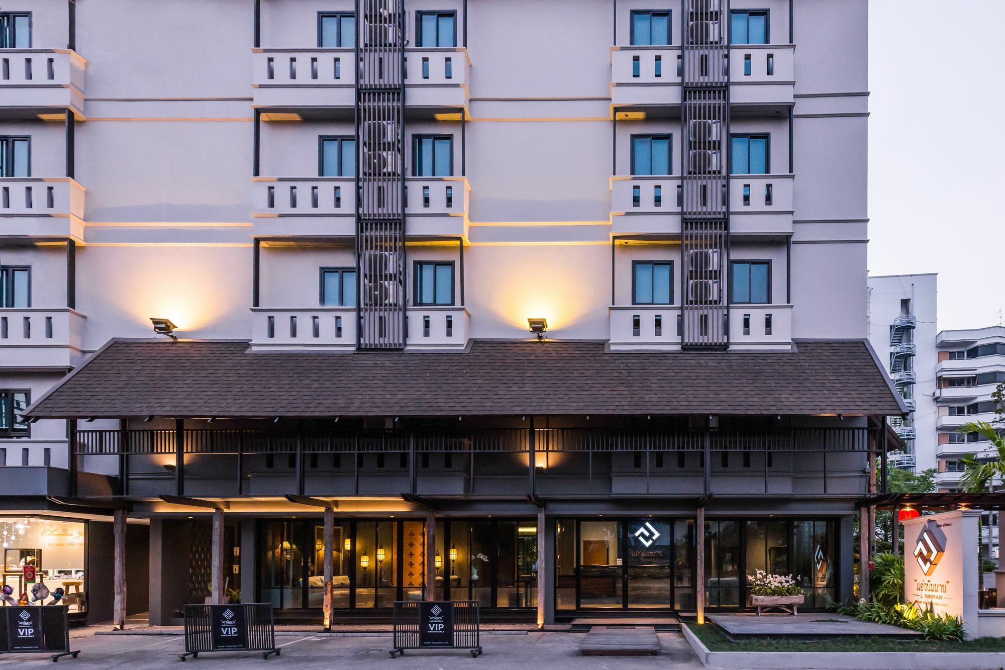 L Nimman Hotel Чиангмай Екстериор снимка